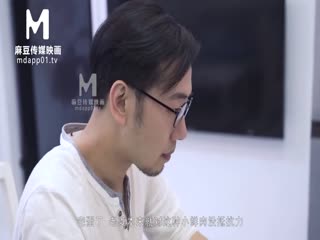 分享骚货老婆强势调教处男晚辈-艾秋