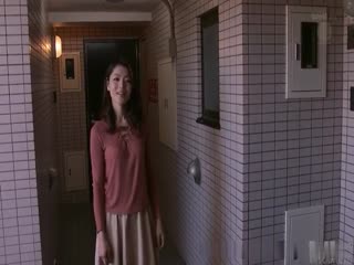 JUY-099隣人調教～人妻が教え込まれた雌犬性奉仕～小花まなみ时间:01:59:37大小:541.26MB-sem