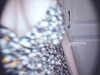 亚洲#Md0213-巨乳母狗肉体偿债-张芸熙