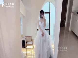 Fsog021-婚纱换装大作战-粉色情人时间:00:15:41大小:131.16MB-sem